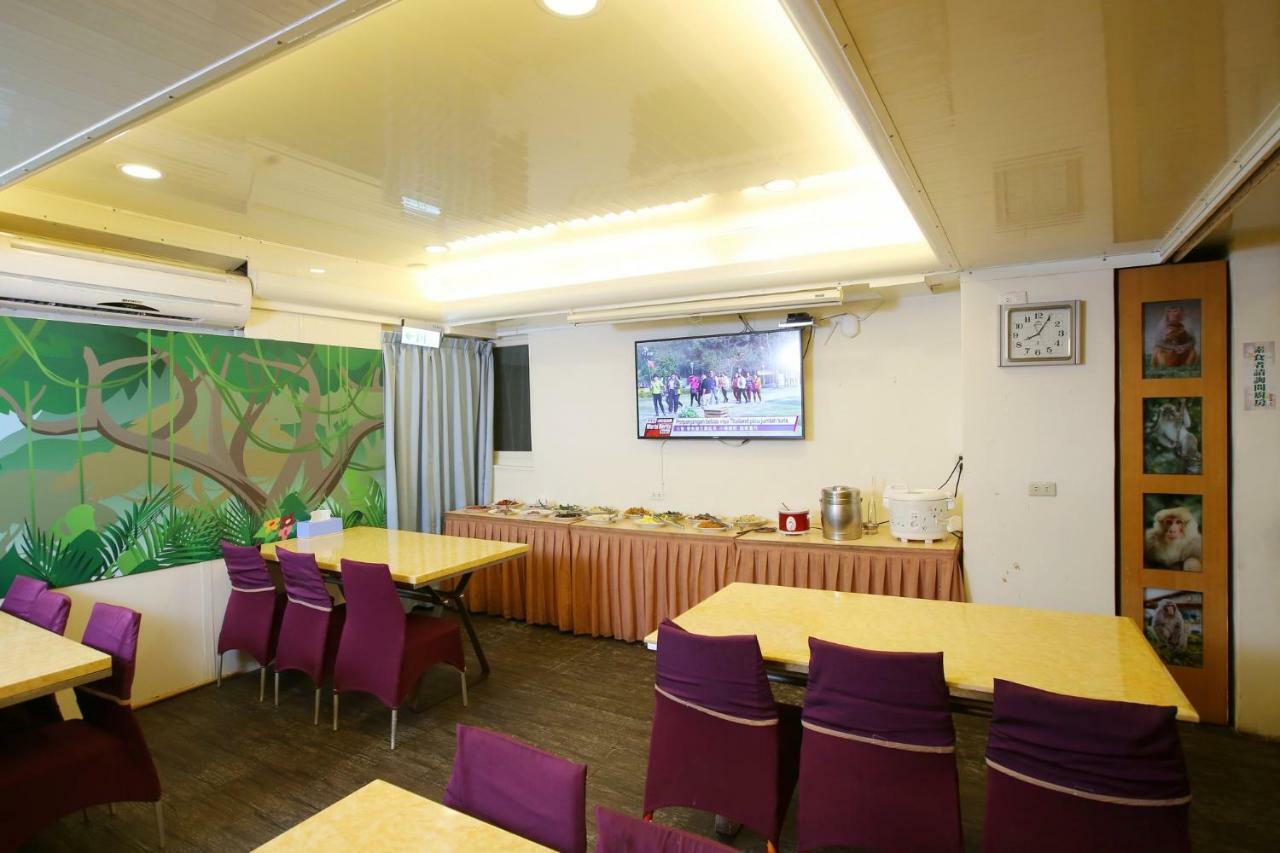 Lion Hotel Лодун Экстерьер фото